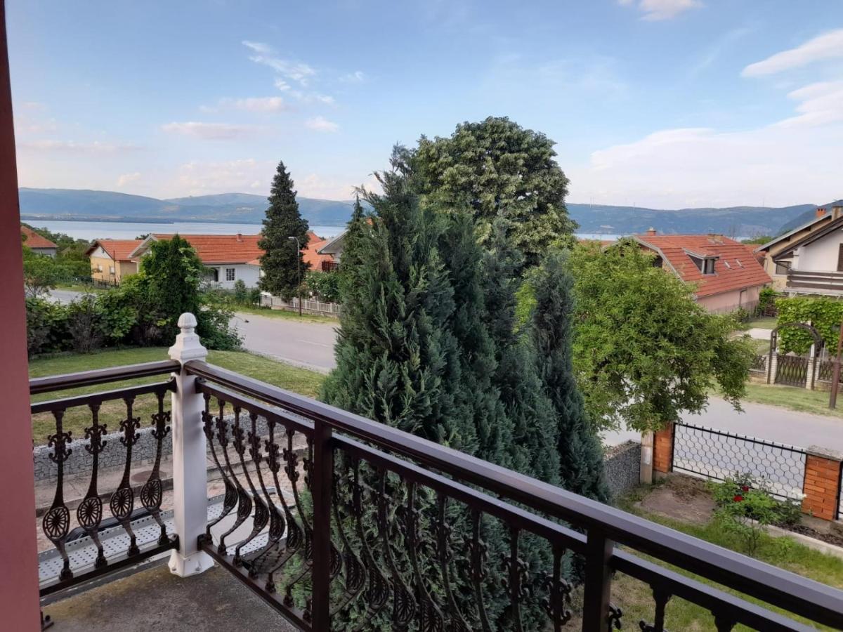 Guest House Lona Golubac Exterior photo