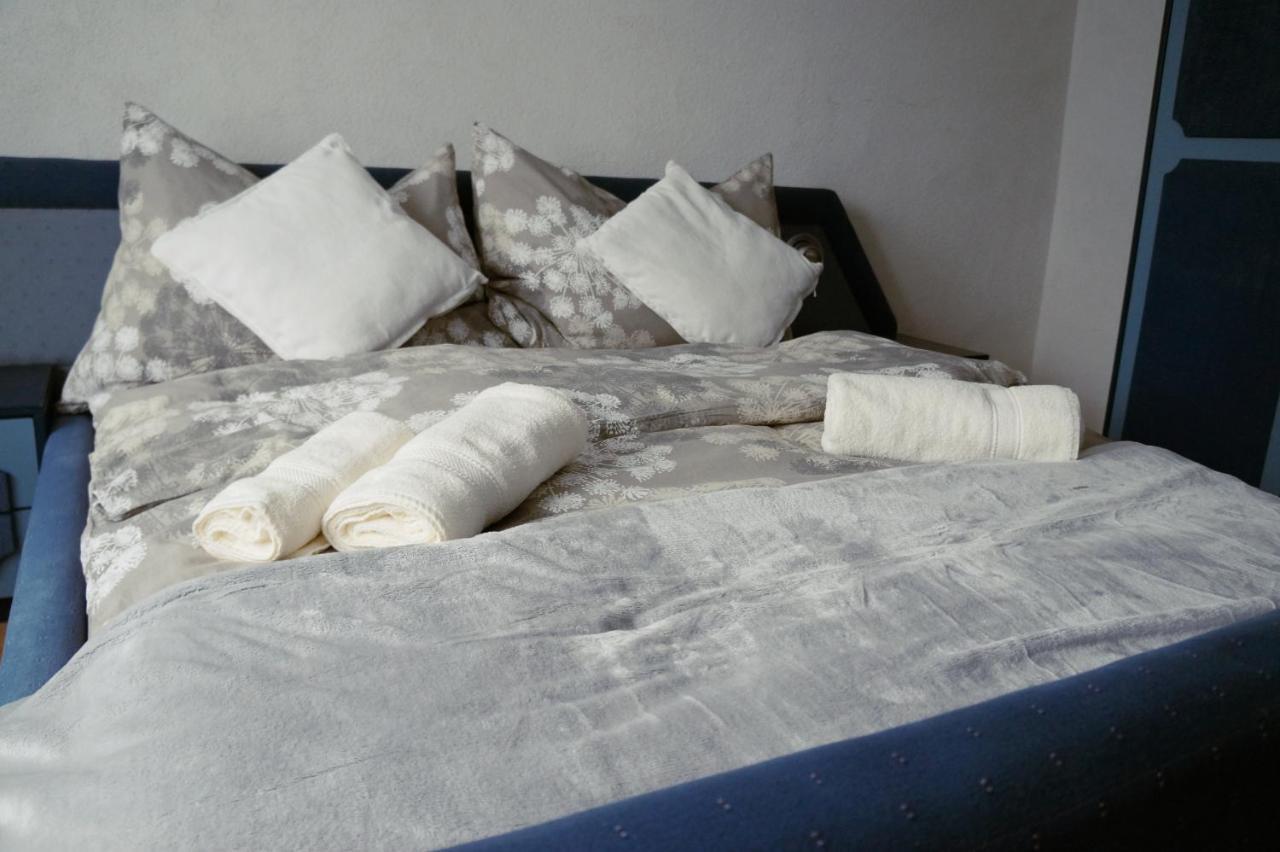 Guest House Lona Golubac Exterior photo